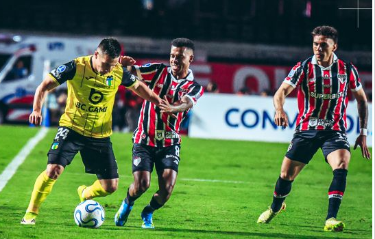 La Celeste no pudo sumar en su visita a São Paulo por CONMEBOL Sudamericana